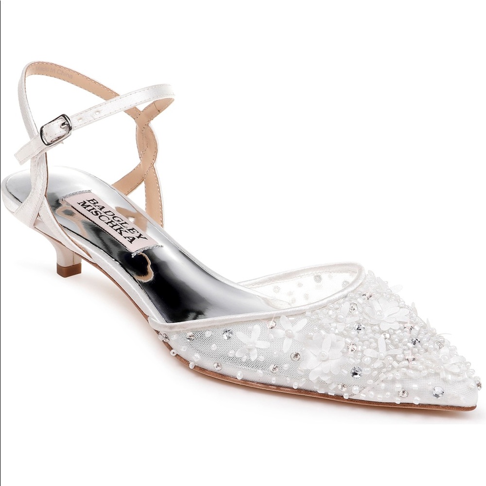 BNIB Badgley Mischka – Iris Kitten Heel Slingback Pump